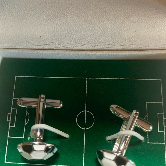 ❌TRADED❌ Geoffrey Beene Sports Collection Cufflinks - Picture 3 of 7